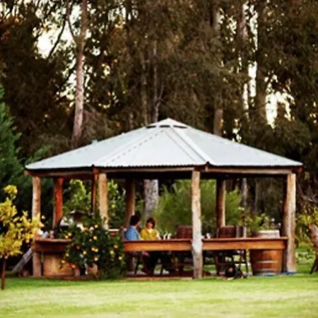 Lazy River Boutique Bed & Breakfast-3